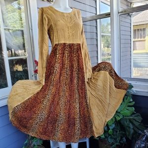 Vintage Gold Star 100% Rayon Embroidered Pleated Gold &Cheetah Print Midi Dress